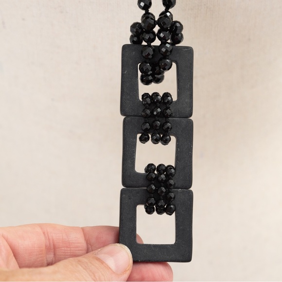 Calcite & Onyx square faceted black onyx beaded necklace with pendant Jess David - Picture 5 of 16